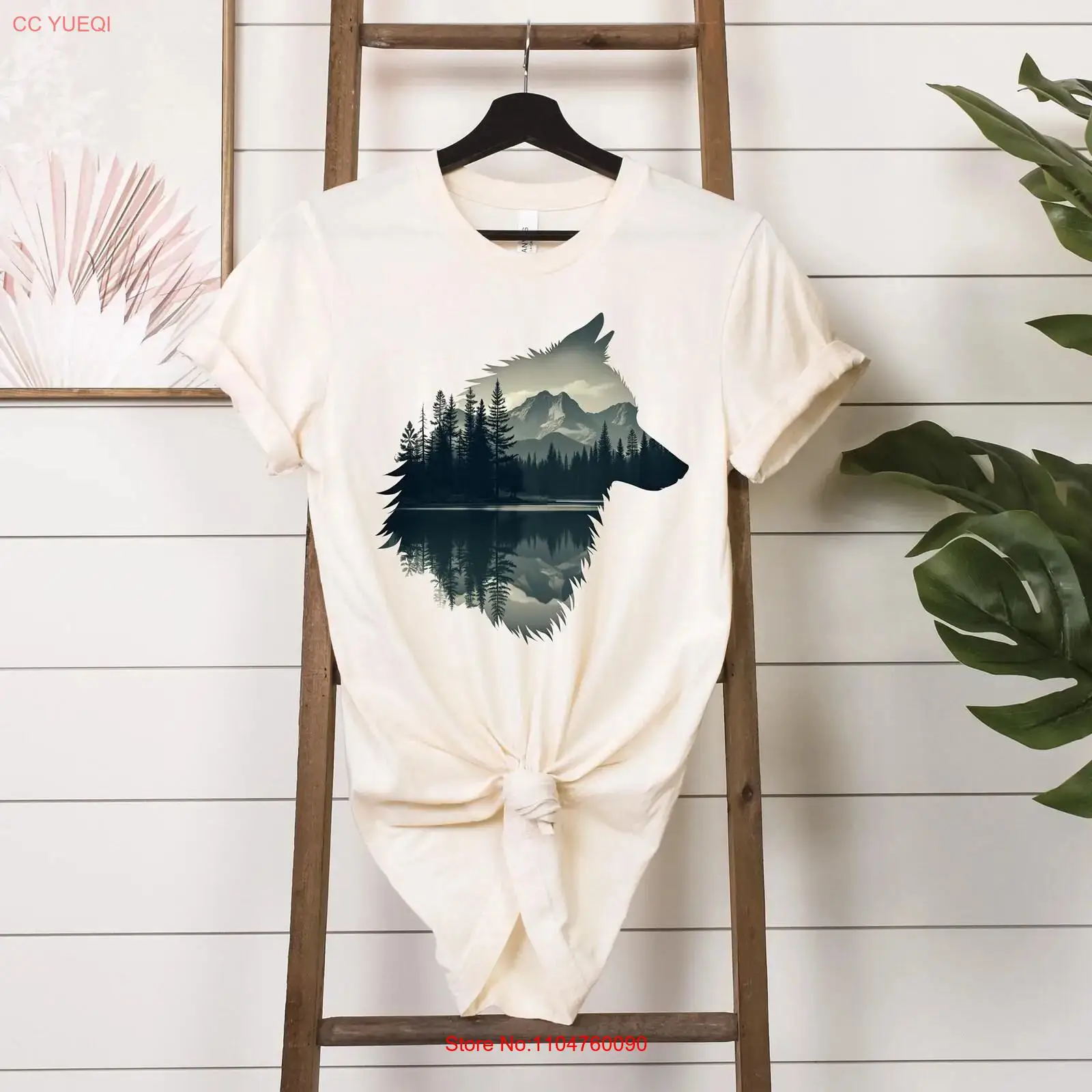 Outdoor Adventure Enthusiast - Camiseta com estampa de lobo inspirada