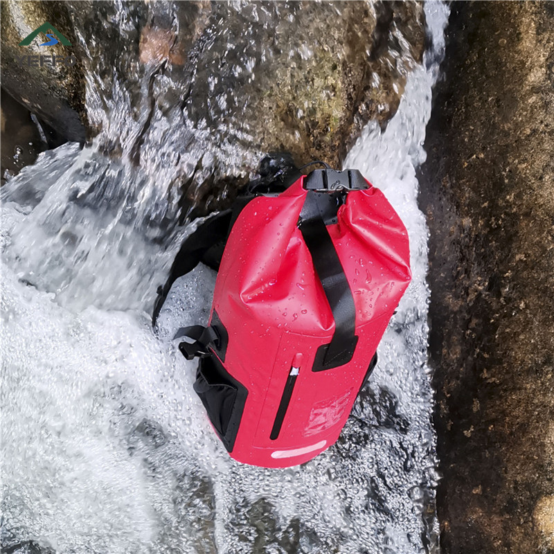 Mochila Impermeável Rolltop de - Outdoor Adventure Rafting avaliação e preço
